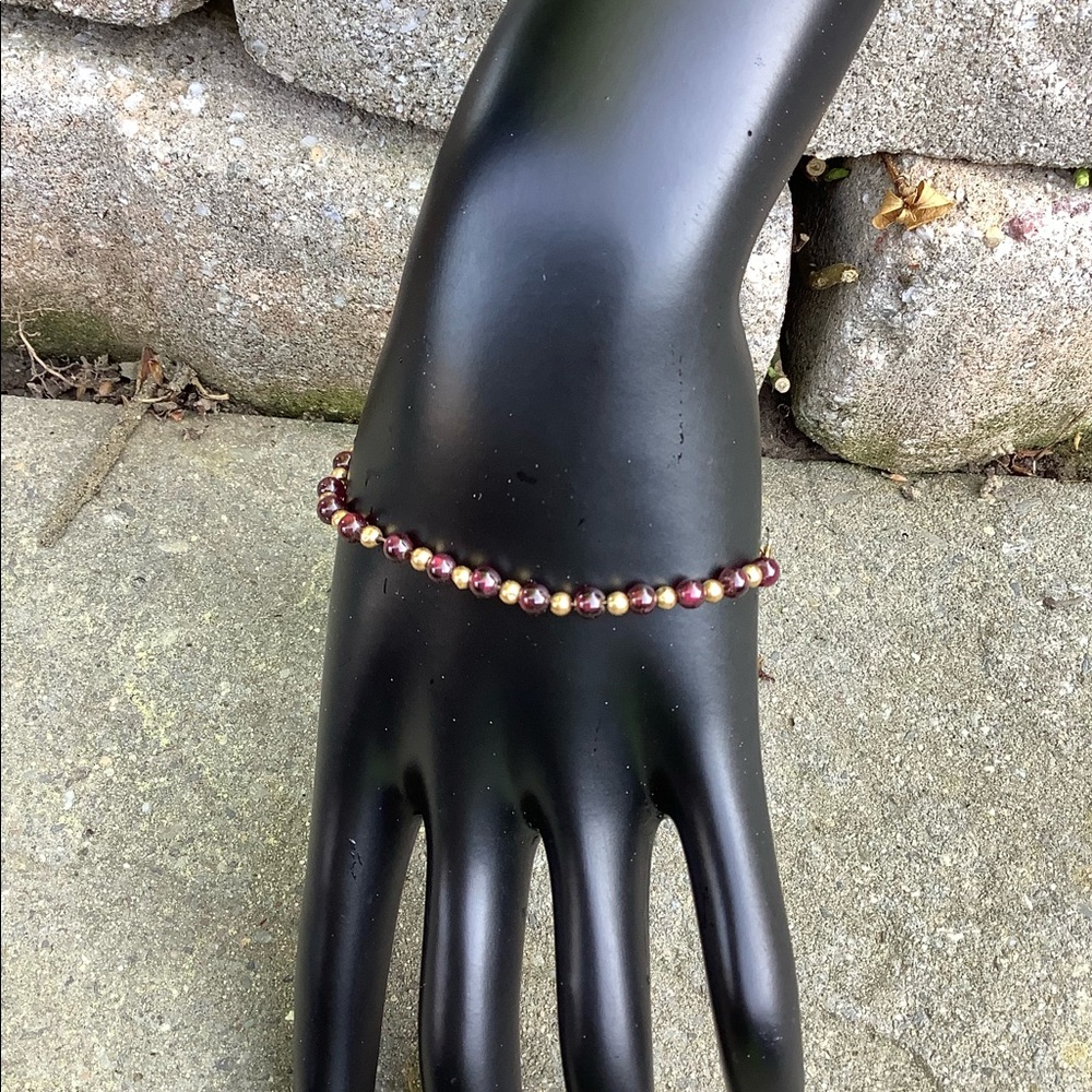 Fortunoff Garnet and Gold Beaded Bracelet, 7 in
